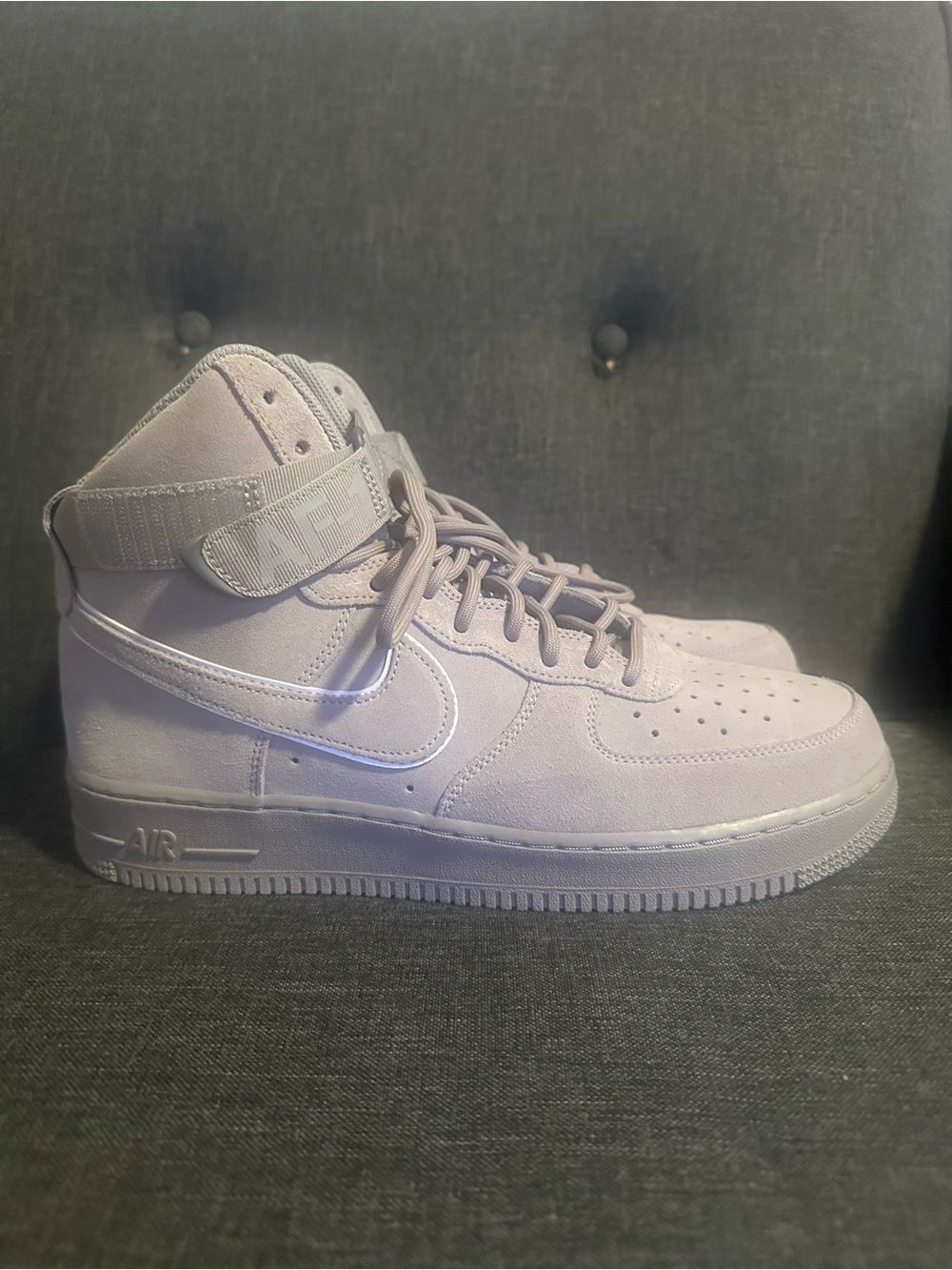Nike Air Force 1 High '07 LV8 Suede